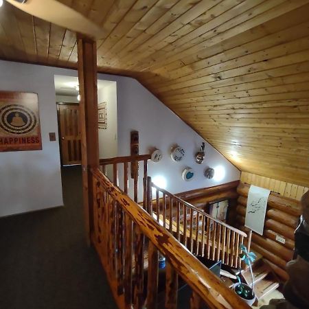 Union Bay Log Home エクステリア 写真