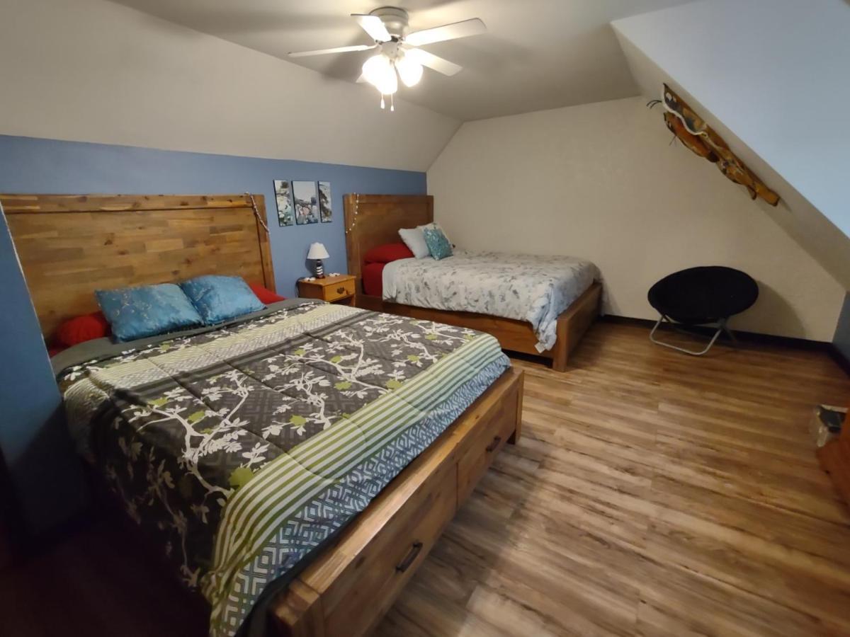Union Bay Log Home エクステリア 写真