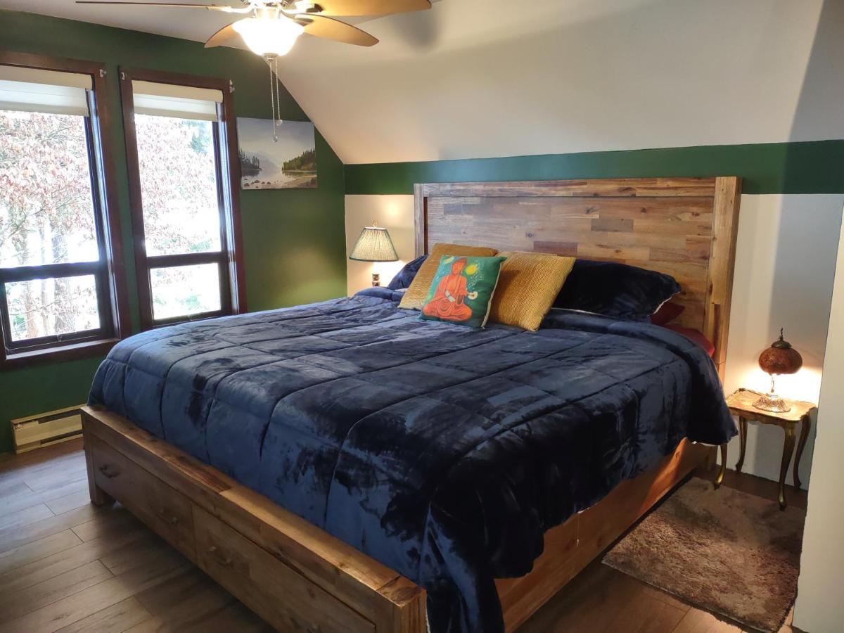 Union Bay Log Home エクステリア 写真