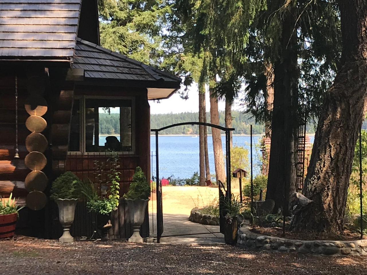 Union Bay Log Home エクステリア 写真